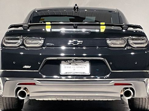Used 2023 Chevrolet Camaro SS RWD image 33