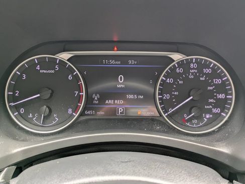 Certified 2025 Nissan Sentra SV FWD image 24
