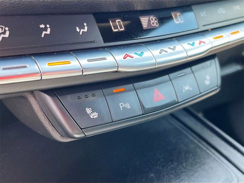 Used 2019 Cadillac XT4 Sport w/ Cold Weather Package image 20