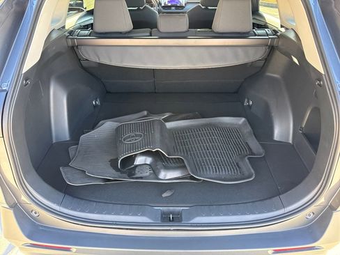 Used 2024 Toyota RAV4 XLE image 27