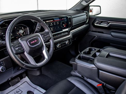 Used 2025 GMC Sierra 1500 SLT image 20