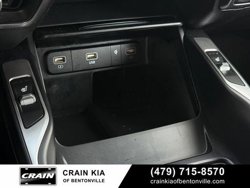 Certified 2022 Kia Sorento EX FWD image 17