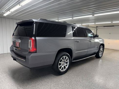 Used 2020 GMC Yukon XL Denali w/ Open Road Package AWD/4WD image 7