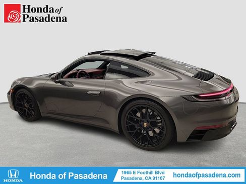 Used 2022 Porsche 911 Carrera 4 GTS AWD/4WD image 4