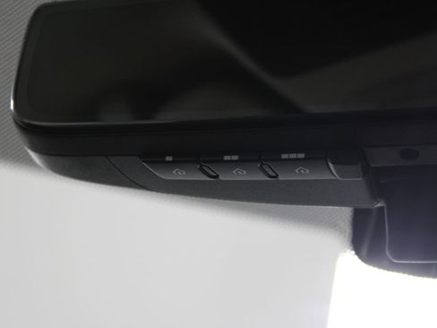 Used 2024 Nissan Armada Platinum w/ Captain's Chairs Package image 57