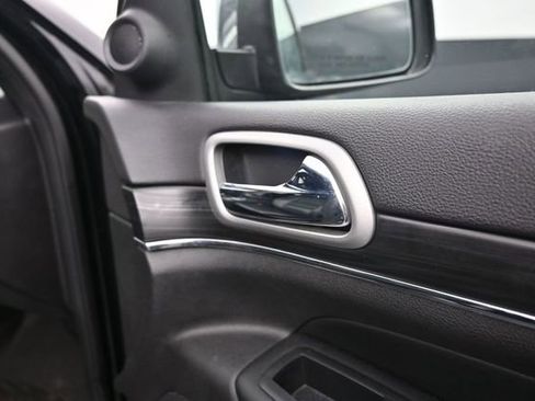 Used 2020 Jeep Grand Cherokee Limited AWD/4WD image 30