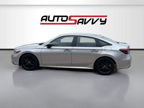 Used 2025 Honda Civic Sport image 4