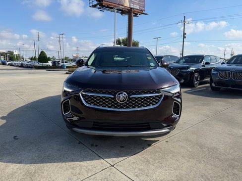 Used 2023 Buick Envision Avenir FWD image 3