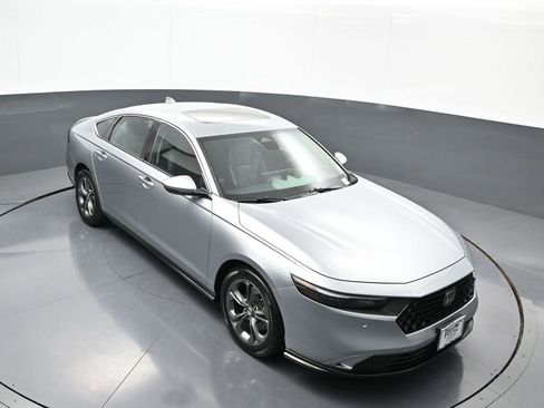 Used 2023 Honda Accord EX-L image 35