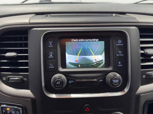 Used 2018 RAM 1500 Express image 29