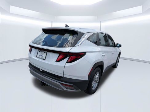 Certified 2026 Hyundai Tucson SE FWD image 4