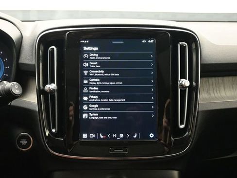 Used 2023 Volvo XC40 B5 Plus w/ Driver Assist Package image 15