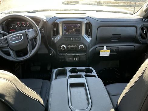 New 2025 GMC Sierra 3500 Pro w/ Convenience Package image 21