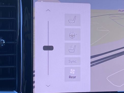 New 2026 Chrysler Pacifica Limited w/ S Appearance Package image 4