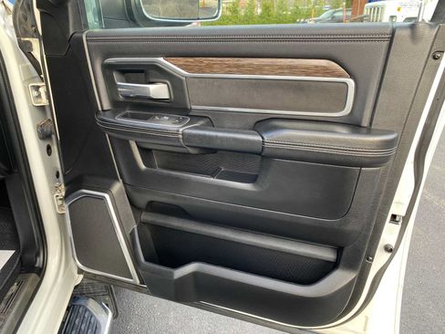 Used 2020 RAM 2500 Laramie AWD/4WD image 44
