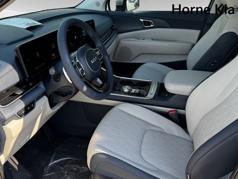 New 2026 Kia Carnival EX image 10