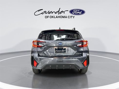 Used 2025 Subaru Crosstrek 2.0i Premium image 7