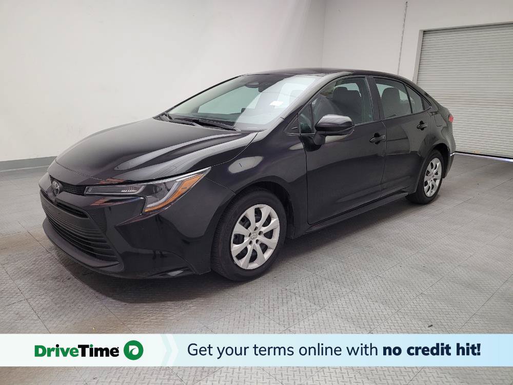 Used 2025 Toyota Corolla LE FWD image 1