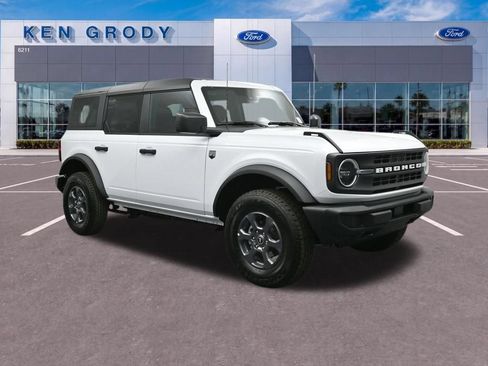 New 2026 Ford Bronco Big Bend AWD/4WD image 1