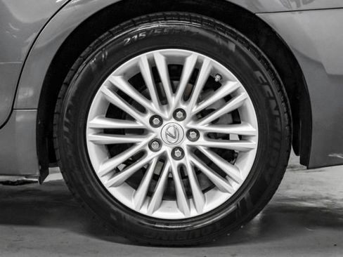 Used 2016 Lexus ES 350 w/ Premium Package w/Wood Trim FWD image 54