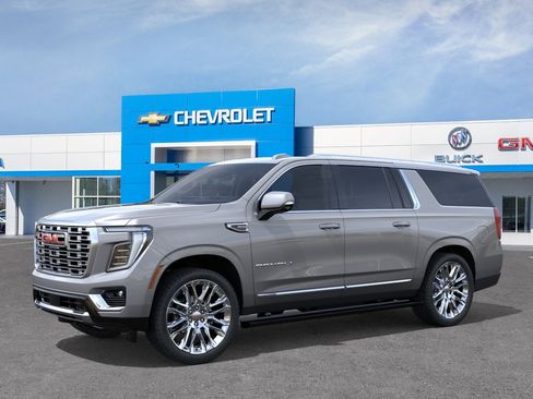 New 2026 GMC Yukon XL Denali AWD/4WD image 2