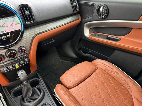 Used 2021 MINI Cooper Countryman SE w/ Driver Assistance Package image 16