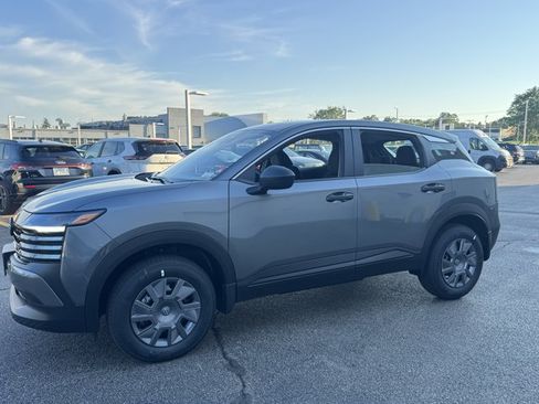 New 2026 Nissan Kicks S FWD image 21