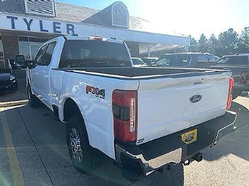 New 2026 Ford F250 Lariat w/ FX4 Off-Road Package AWD/4WD image 8