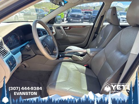 Used 2005 Volvo XC70 AWD/4WD image 23