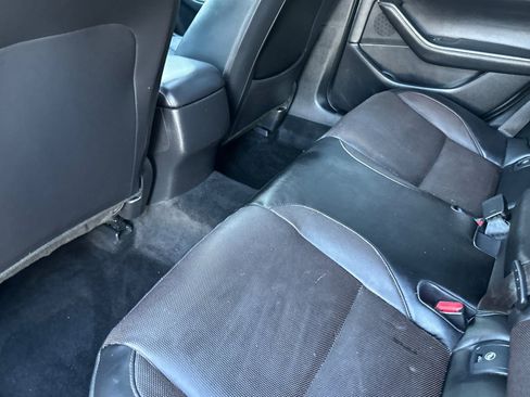 Used 2025 MAZDA MAZDA3 2.5 S Hatchback w/ Premium Pkg image 14