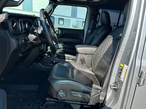 Used 2021 Jeep Wrangler Unlimited Sahara image 14