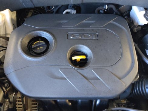 Used 2019 Kia Soul + FWD image 30