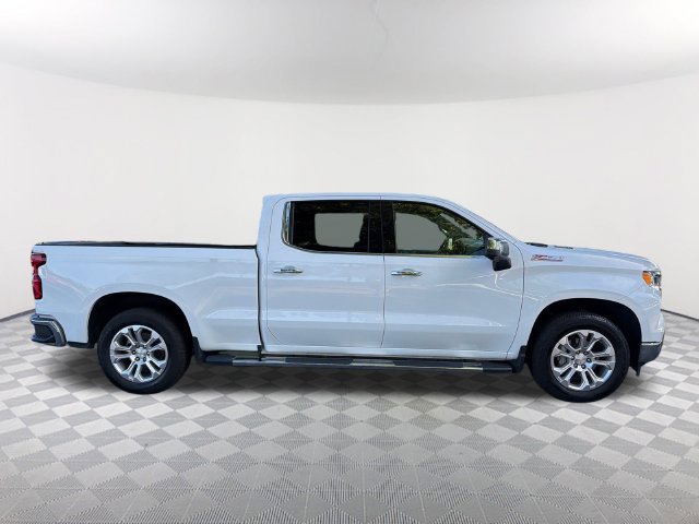 Used 2024 Chevrolet Silverado 1500 LTZ AWD/4WD image 4