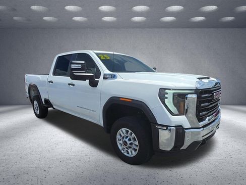Used 2025 GMC Sierra 2500 Pro w/ 1SA Pro Safety Plus Package AWD/4WD image 1