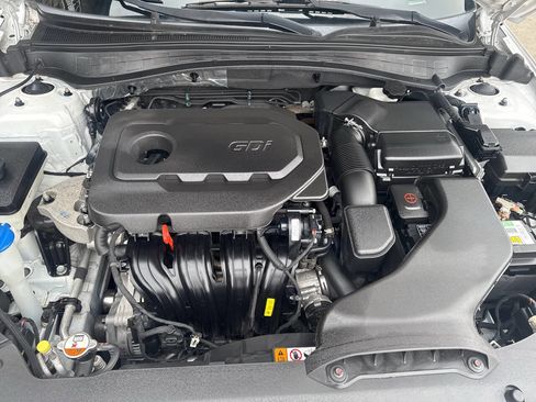 Used 2016 Kia Optima LX image 25