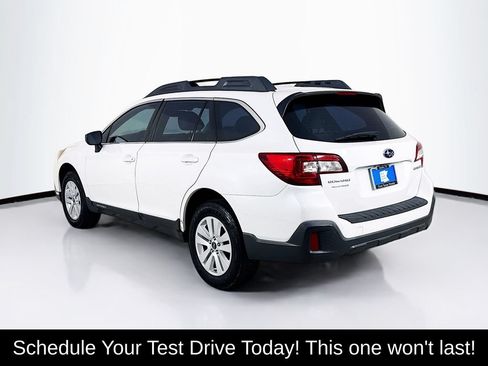 Used 2019 Subaru Outback 2.5i AWD/4WD image 6