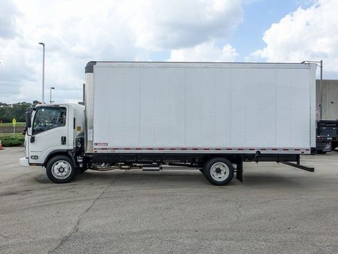 New 2025 Chevrolet Low Cab Forward 5500XG RWD image 6