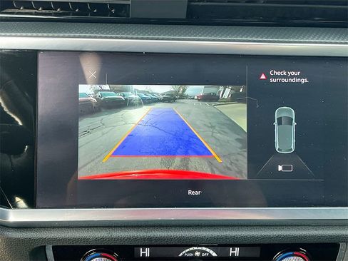 Used 2019 Audi Q3 2.0T Premium image 13