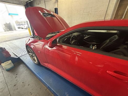 Used 2019 Chevrolet Camaro SS image 12