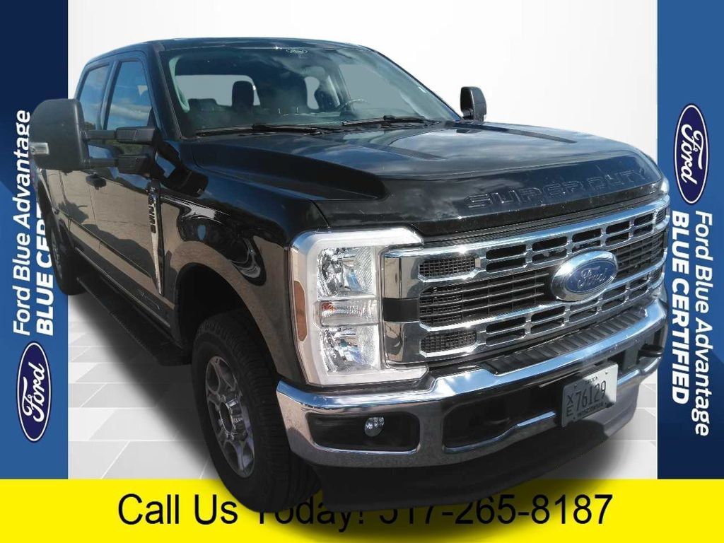 Used 2025 Ford F250 XLT AWD/4WD image 1