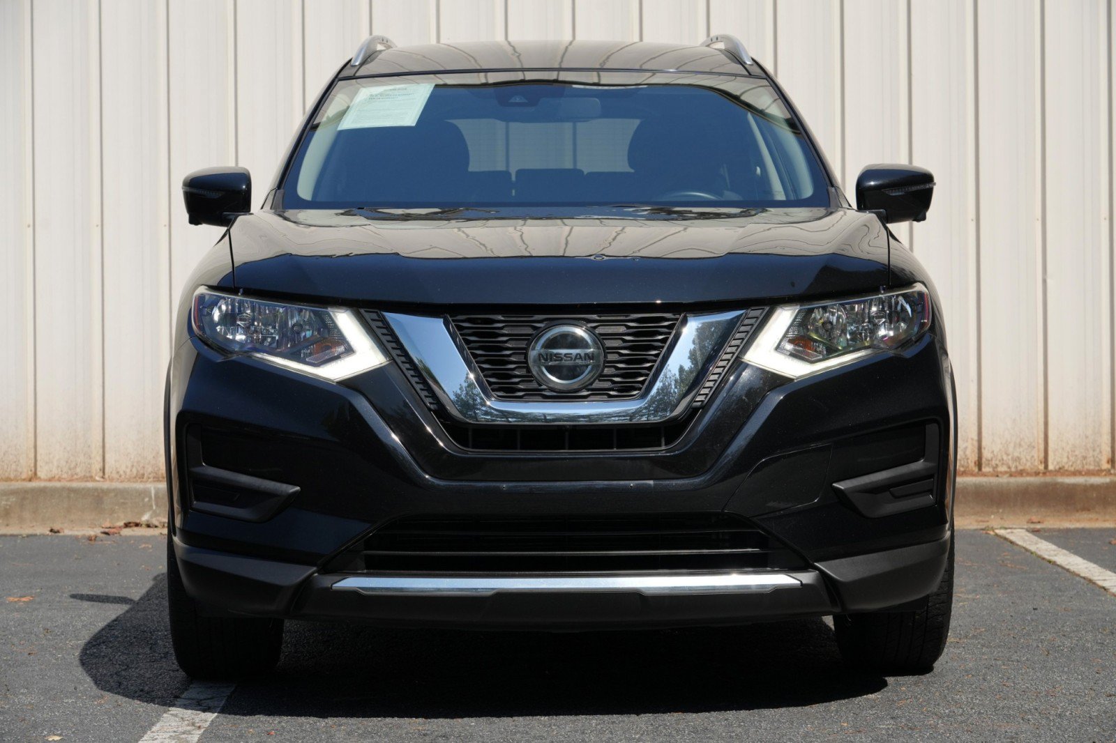 Used 2019 Nissan Rogue SV w/ Premium Package AWD/4WD image 6
