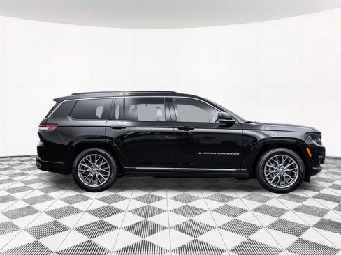 Used 2025 Jeep Grand Cherokee L Summit image 12