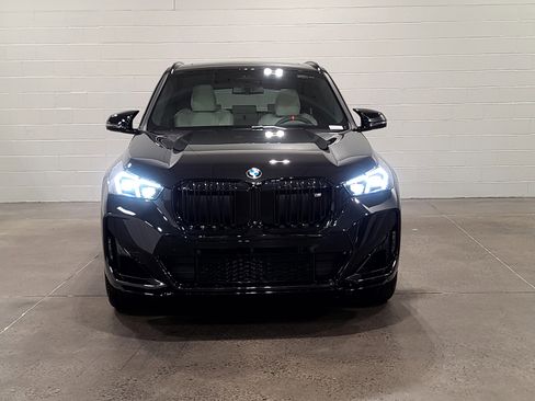 Used 2026 BMW X1 M35i w/ Technology Package AWD/4WD image 2