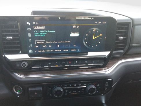 Used 2023 Chevrolet Silverado 1500 LT Trail Boss w/ Protection Package image 21