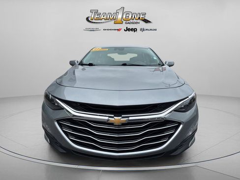 Used 2025 Chevrolet Malibu LT FWD image 3