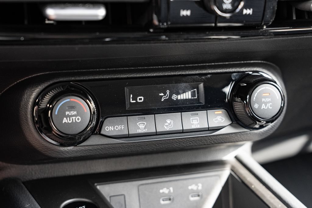 New 2026 Nissan Kicks SV AWD/4WD image 18