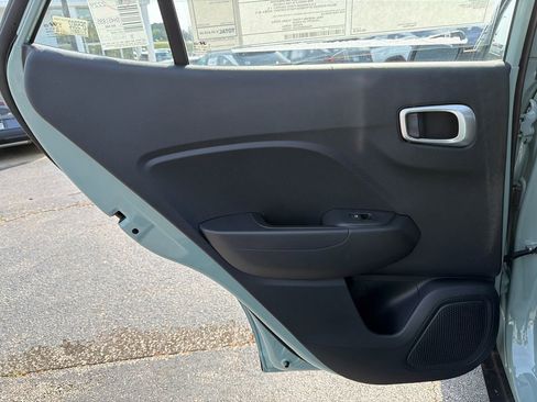 New 2026 Hyundai Venue SE FWD image 21