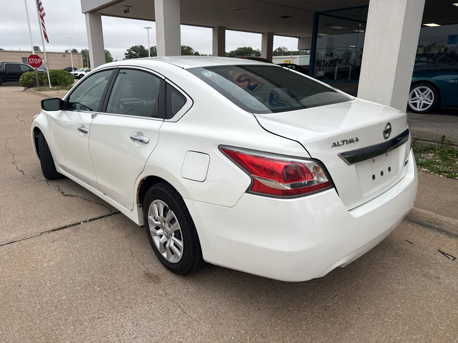 Used 2014 Nissan Altima 2.5 S FWD image 13