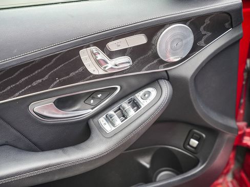 Used 2017 Mercedes-Benz C 300 Sedan image 20