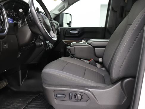 Used 2022 Chevrolet Silverado 2500 LT w/ Z71 Sport Edition AWD/4WD image 8